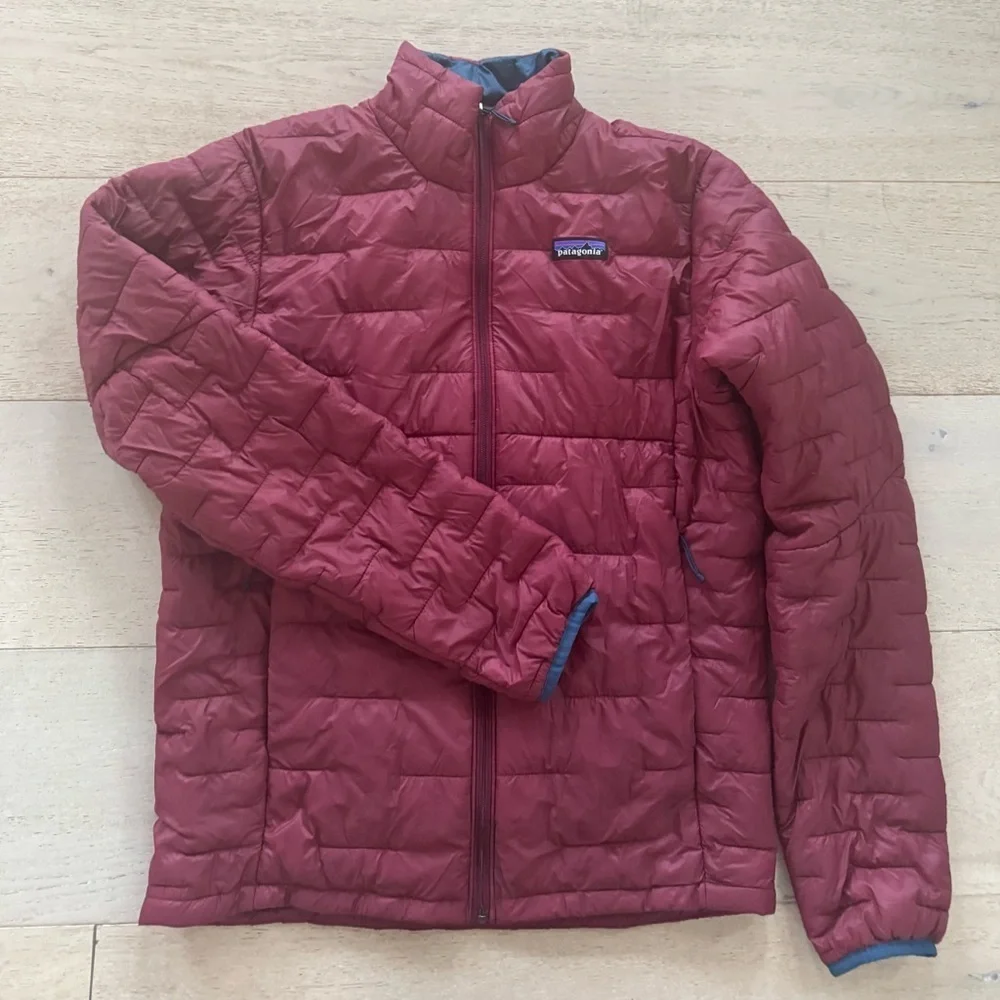 Patagonia Men's Micro Puff Hoody in Sequoia Red  Size XS